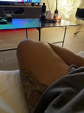 צ'אט XXX בשידור חי של Mike69F