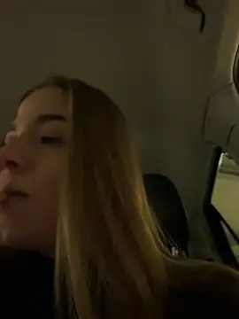 Luna_Lynn XXX чат на живо