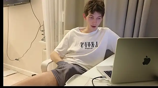 swaggenjoyer Adlı Modelin Web Kamerası Şovu