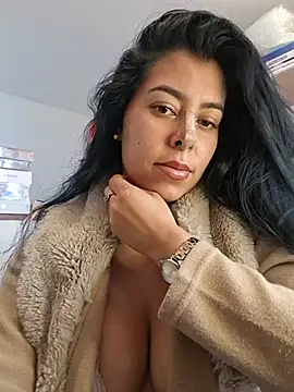 Luiannan Live XXX chat