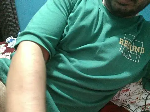 XXX chat uživo modela Precumboner