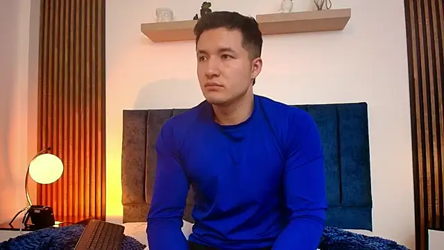 Alexander_Connor 现场XXX聊天