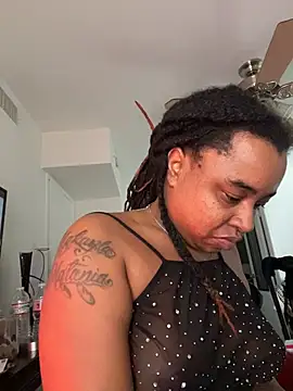 reecieofficial's Live XXX Chat