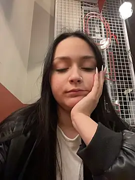 Živý XXX chat EvelynFly