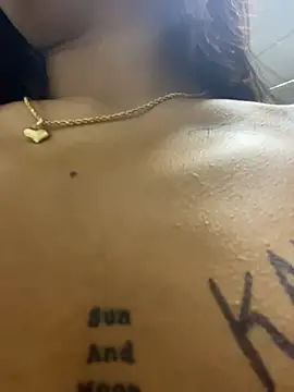 Czat XXX na żywo – MystiqueXXX