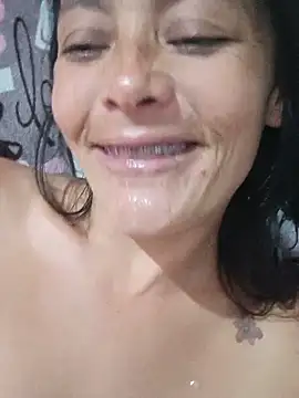 sarayulith Chat XXX in diretta