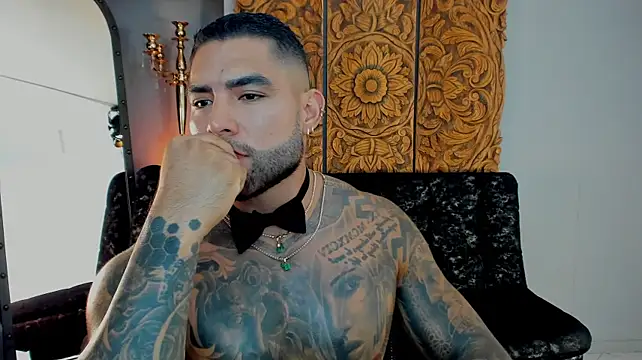 Aaron_Vega Live XXX-Chat