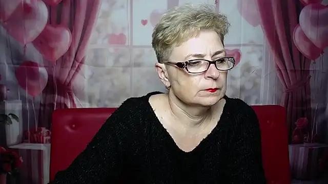 EmiliaGree: онлайн-секс-чат