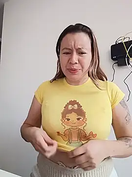 Chat XXX en directo de Hannah-colx
