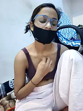 miss_reenan Live XXX chat