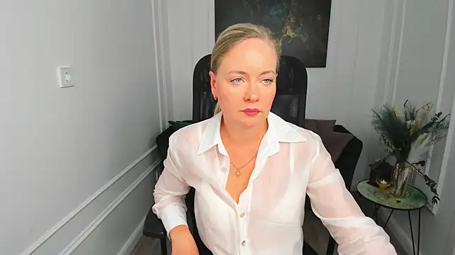 Chatroom XXX en direct de CharlotteKerti