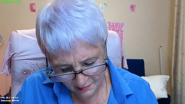 Sandra_Snowflake's Live XXX Chat