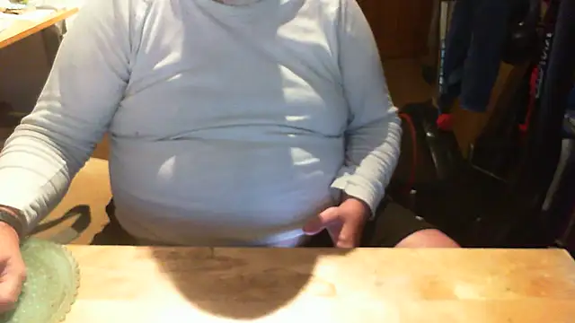 XXX chat uživo modela Owned_drone