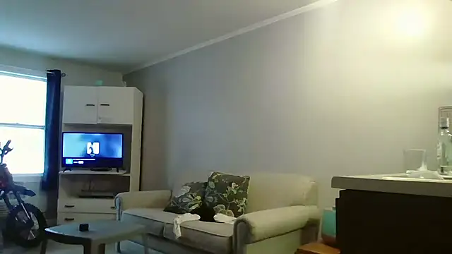 XXX chat uživo modela Davidlee59