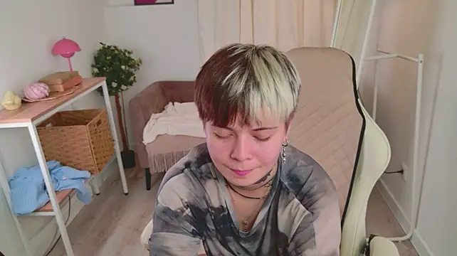 Kitty_Ollive Live XXX Chat