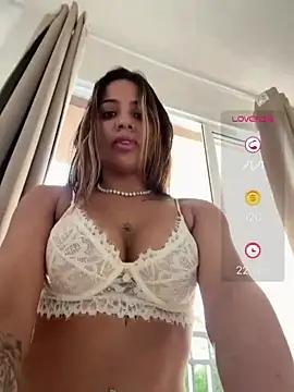 Chat +18 de princess___hot ao vivo