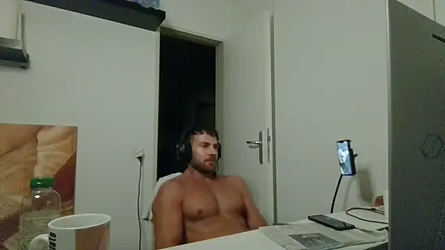 alpha-hunk's Live XXX Chat