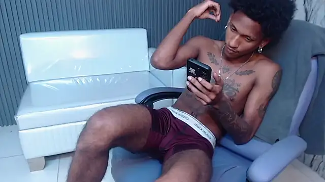 ManSantn Live XXX chat