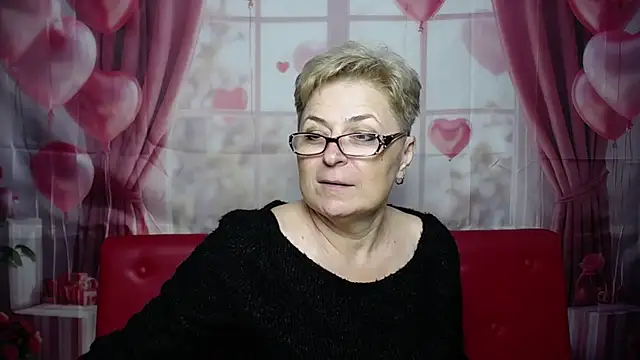 Онлайн чат XXX EmiliaGree