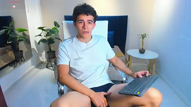 Austinbolt Live XXX Chat