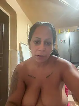 wildfarmbabe's Live XXX Chat