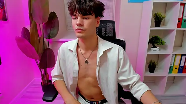 Kamal_Kramer Live XXX-Chat