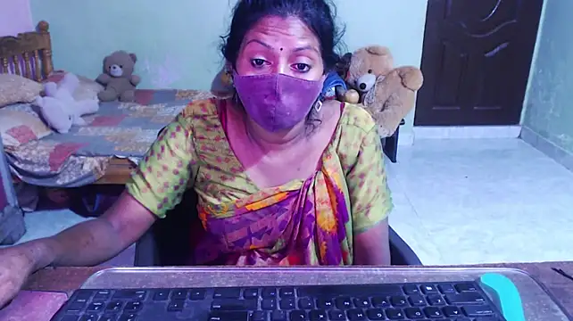Novapol11 live XXX chat