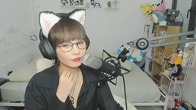 XXX chat uživo modela NeKo-nEk0-niI