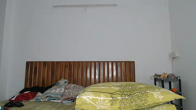 Virgin_Aisha Chat XXX in diretta