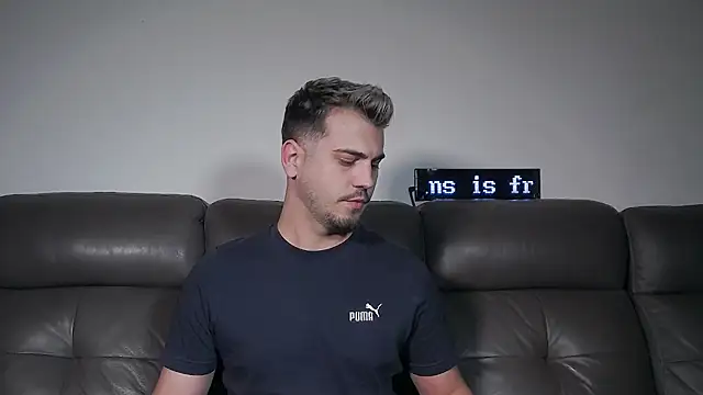 Czat XXX na żywo – CrazyDom1
