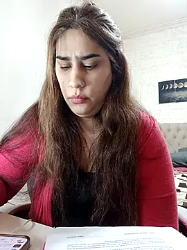 nahiarabiel33's Live XXX Chat