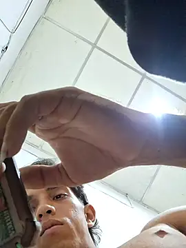 XXX chat uživo modela Noscay