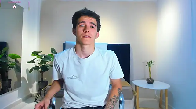 Austinbolt Chat XXX live