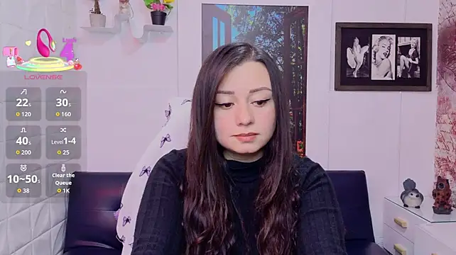Chat +18 de Eva_Roussell ao vivo