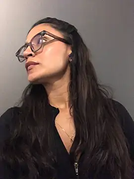 Gia_Mazzon – Live XXX-chat
