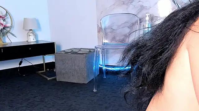 Chat XXX en directo de Maddyluxe