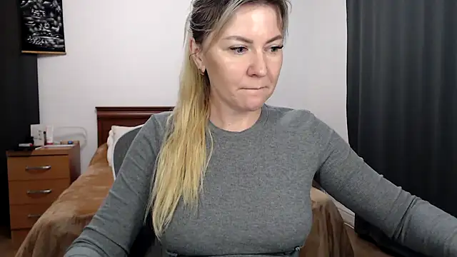 ParadiseAlina Chat XXX in diretta