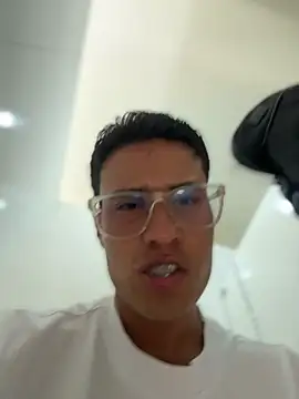 Chat XXX Live TavoHot_