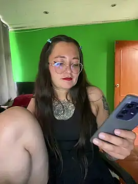 Chatroom XXX en direct de rousse-beckett