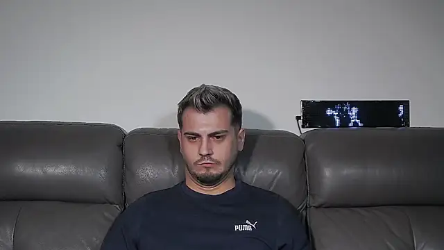 CrazyDom1 Chat XXX live