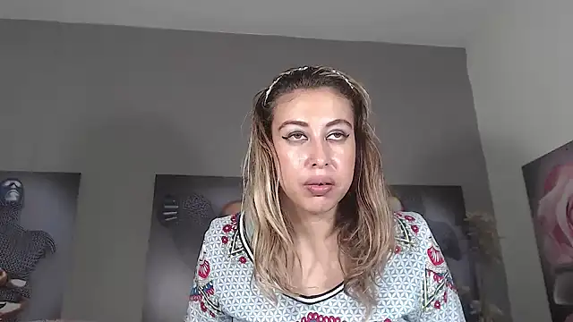 AntonellaBlanc Obrolan Langsung XXX
