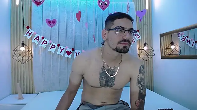 CarolinaySebas 现场XXX聊天