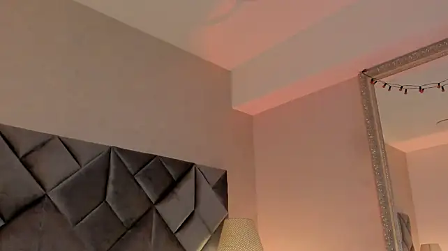 Leizathompson Chat XXX live