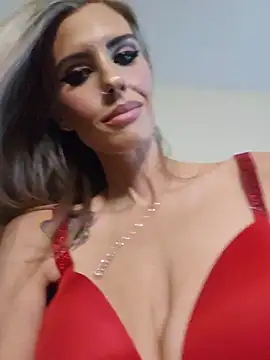 ellieconradxo 现场XXX聊天