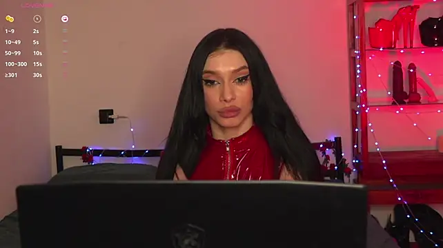 Olivia_Faye Chat XXX in diretta
