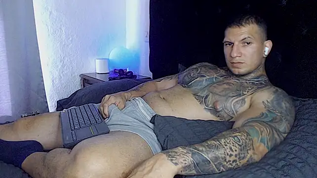 دردشة Shane_Clay الجنسية المباشرة