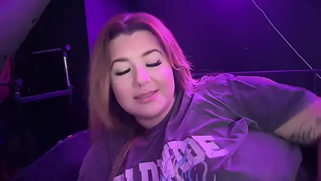 curvy_rosie69's Live XXX Chat