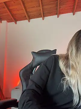EliseColemann Live XXX chat