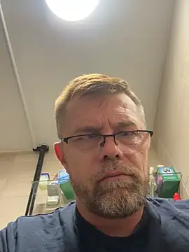 XXX chat uživo modela Sascha54321