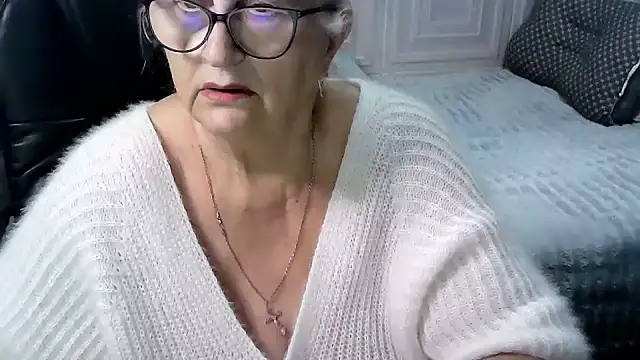 LolkaAlyss 现场XXX聊天